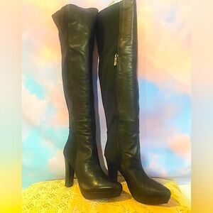 Modern and Chic Women’s Black Over the Knee Platform Boots (Sz 7) New w/box
